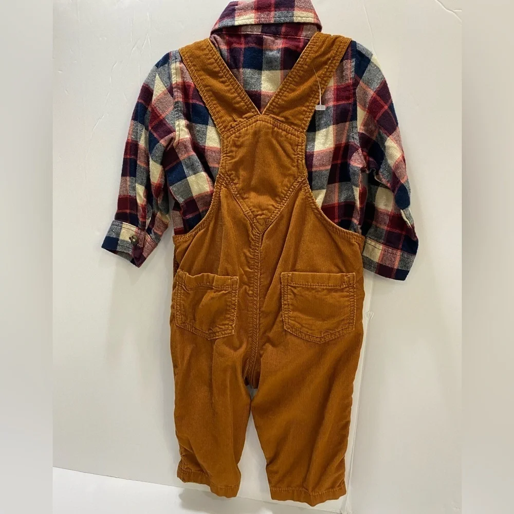LIKE NEW✨OLD NAVY 6-12M👖2- PEICE overall and shirt/flannel✨🤎